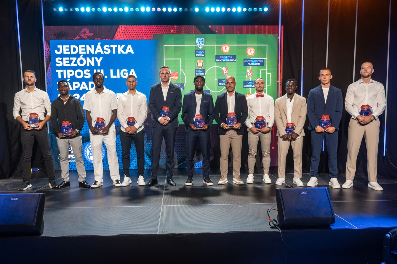 Jedenástka roka Tipos III. liga Západ 2025.jpg
