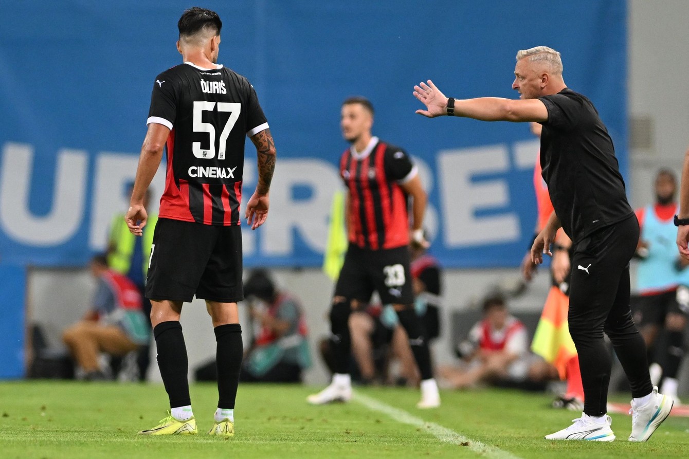 KL Craiova Trnava Ščasný Michal Ďuriš.jpg