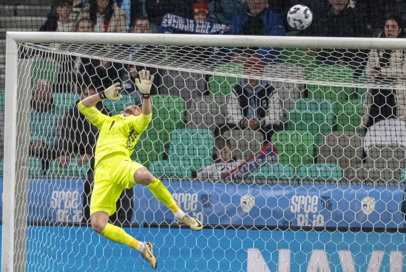 Slovinsko SR Futbal Liga Národov Baráž B Divízia odveta.jpg