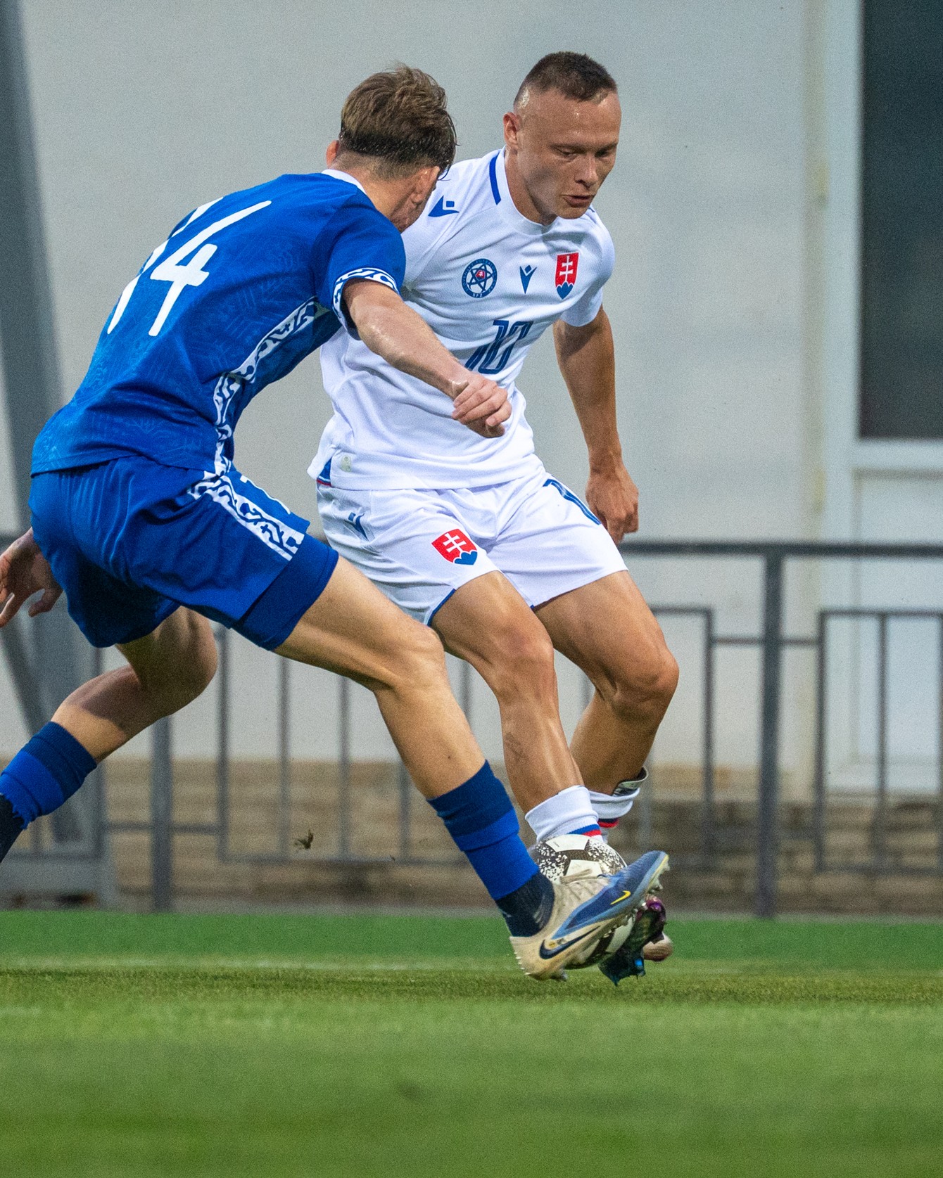 U21 rozcvic,250909-(R.F.)-2.jpg