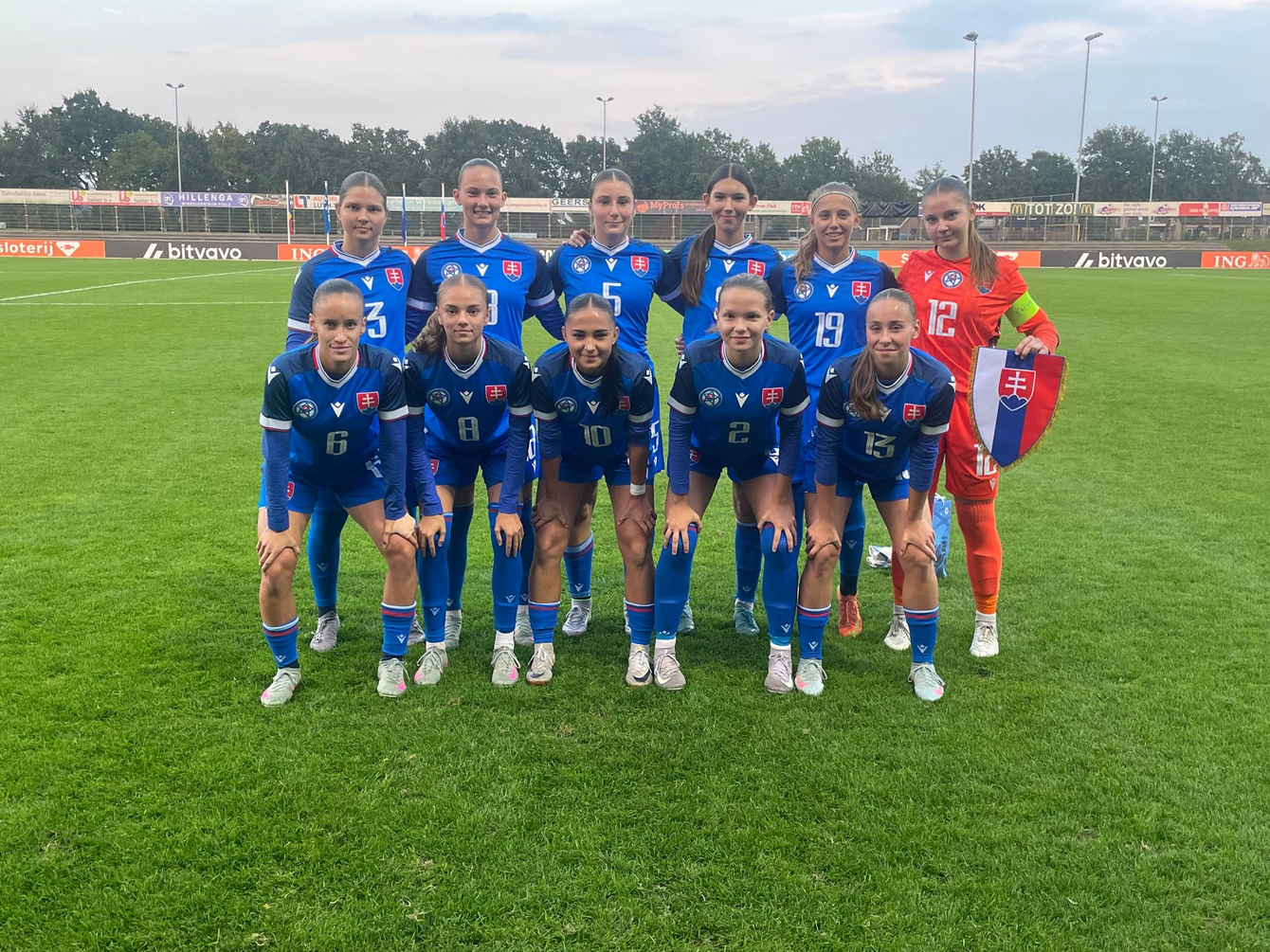 WU17 AND SVK základná zostava - kvalifikácia ME 1 kolo.png
