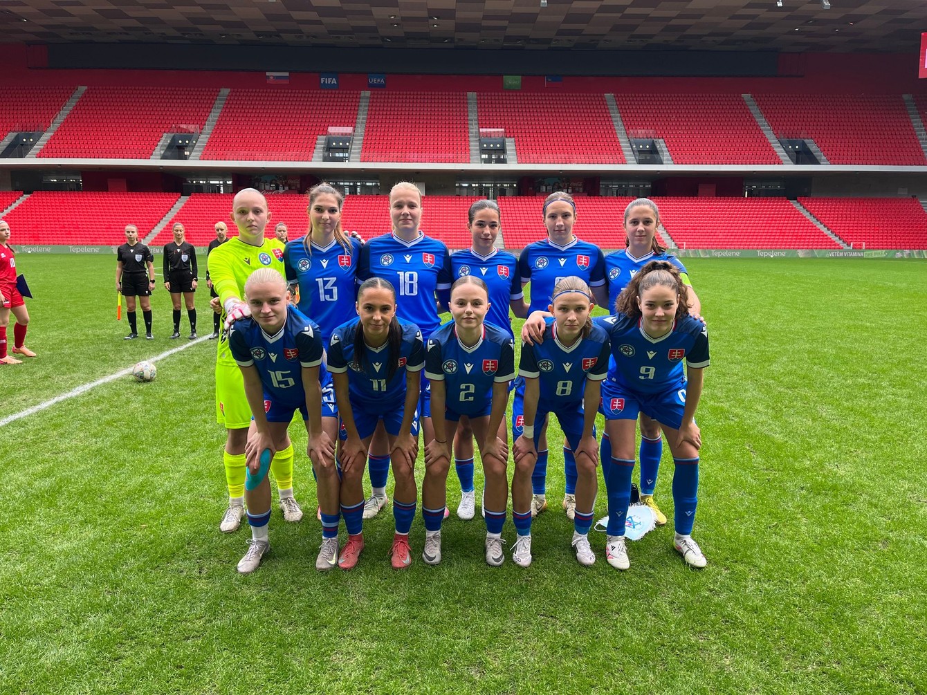 WU19 LIE SVK zakaldna zostava kvalifikacia ME.jpeg