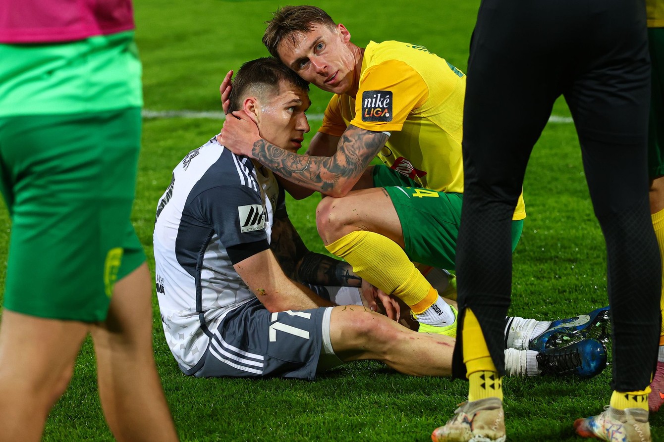 SR Futbal Slovnaft Cup SP 1/2 odveta Podbrezová Žilina BBX.jpg