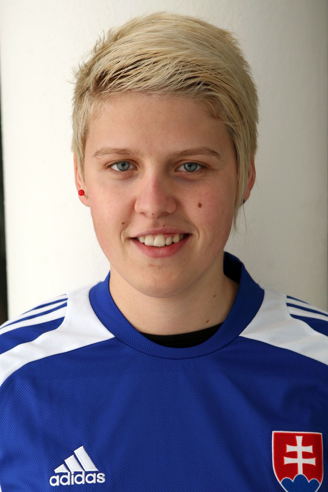 ZENY A - 2011 portret Jana Vojtekova.jpg