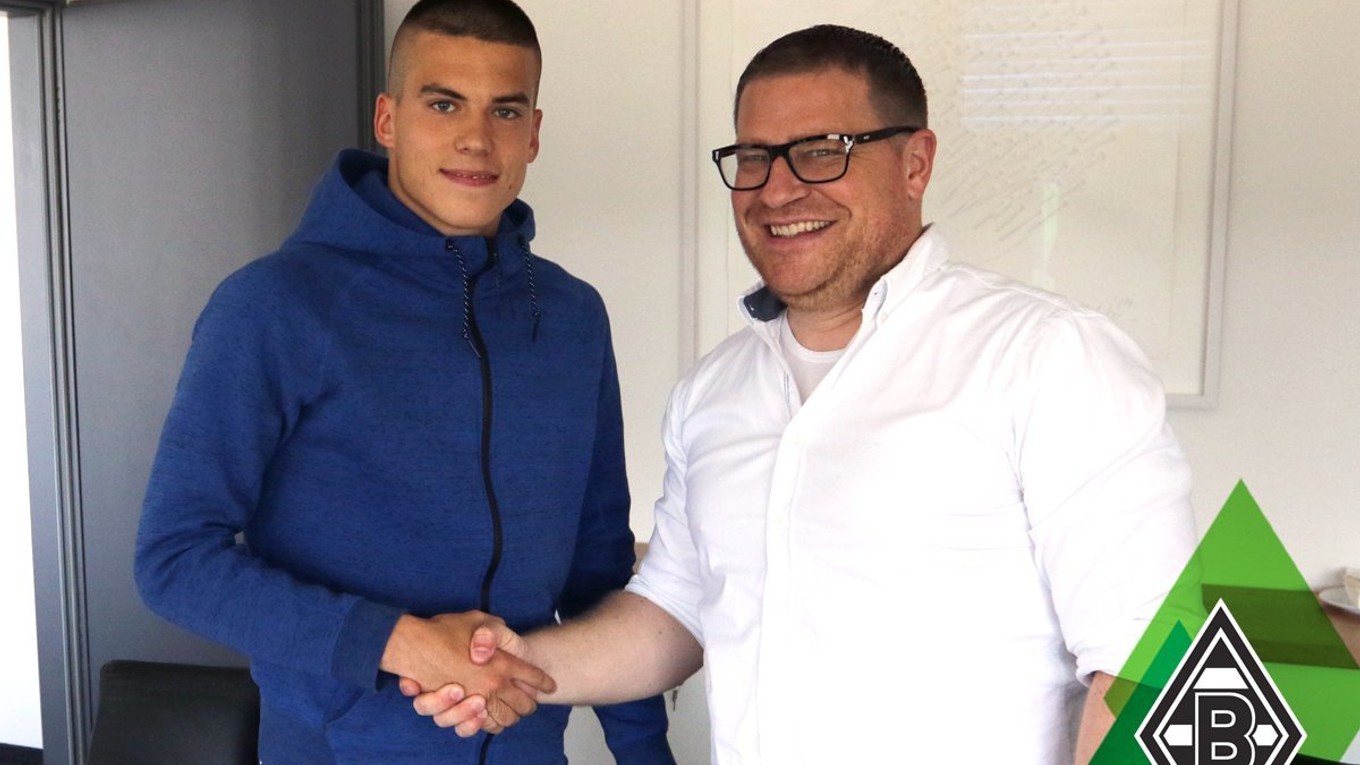 Osemnásťročný Lászlo Bénes prestúpil zo Žiliny do Borussie Mönchengladbach za asi šesť miliónov eur.