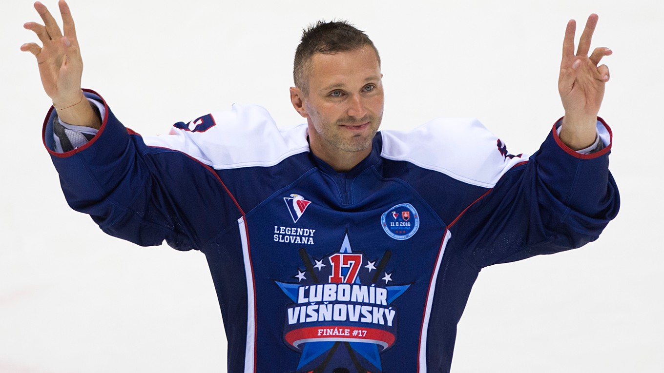 Ľubomír Višňovský sa rozlúčil s aktívnou kariérou.