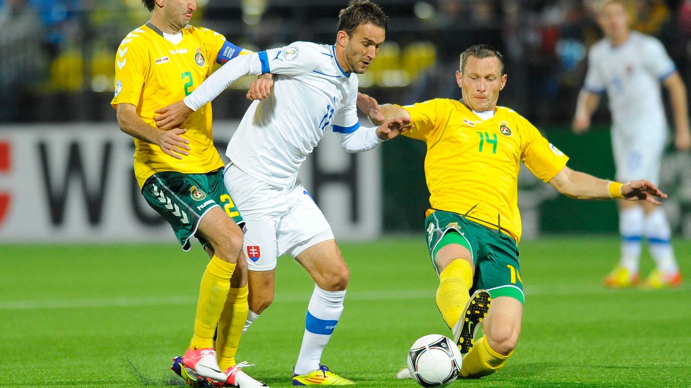 Marek Bakoš v národnom tíme v zápase proti Litve v kvalifikácii MS 2014.