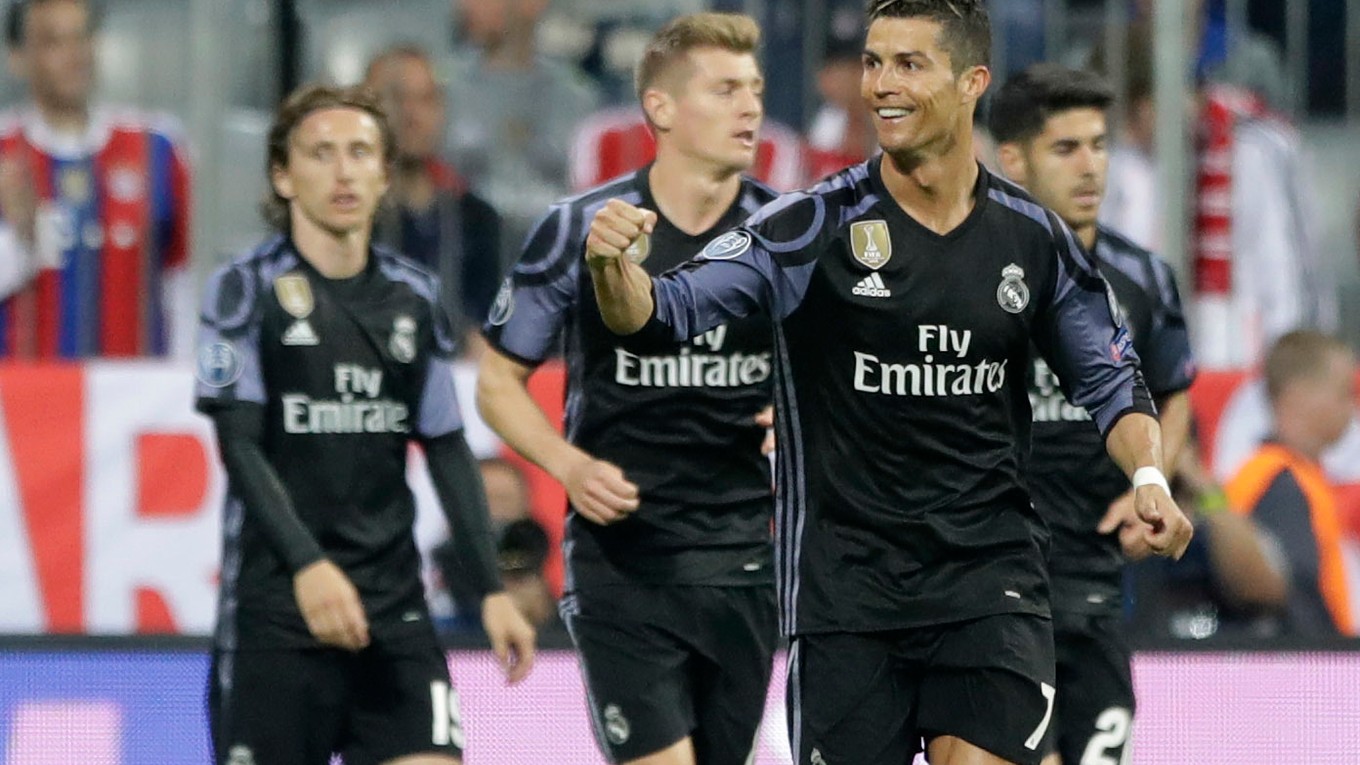 Cristiano Ronaldo dal dva góly a otočil zápas s Bayernom.