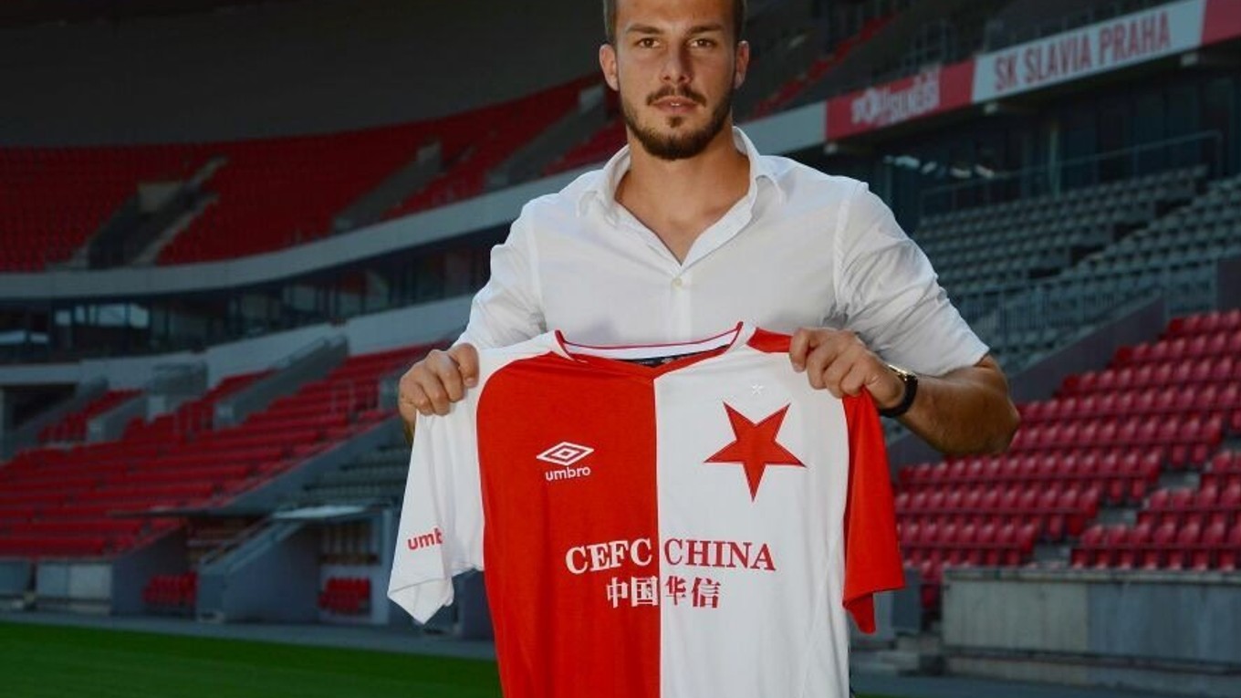 Jakub Hromada je hráčom Slavie Praha, ale momentálne pôsobí v Liberci. 