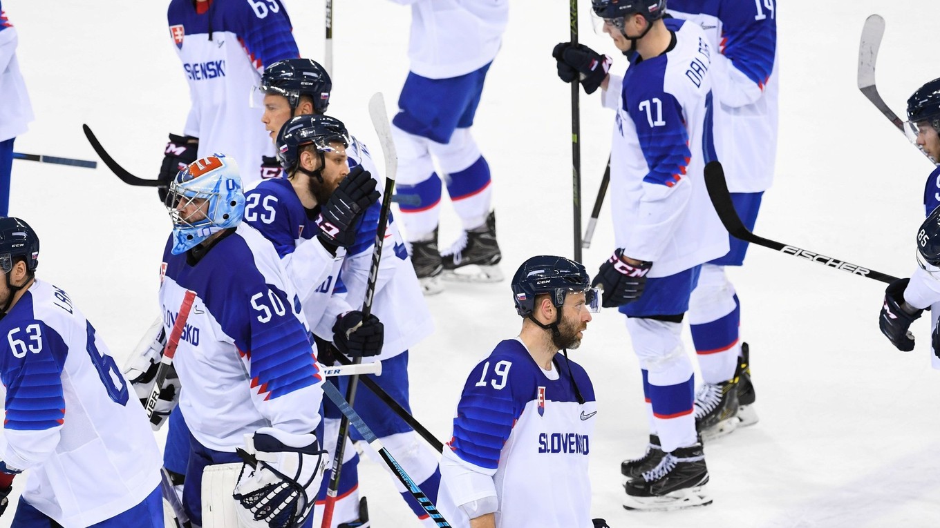 Slovenskí hokejisti sa lúčia s olympijským hokejovým turnajom.