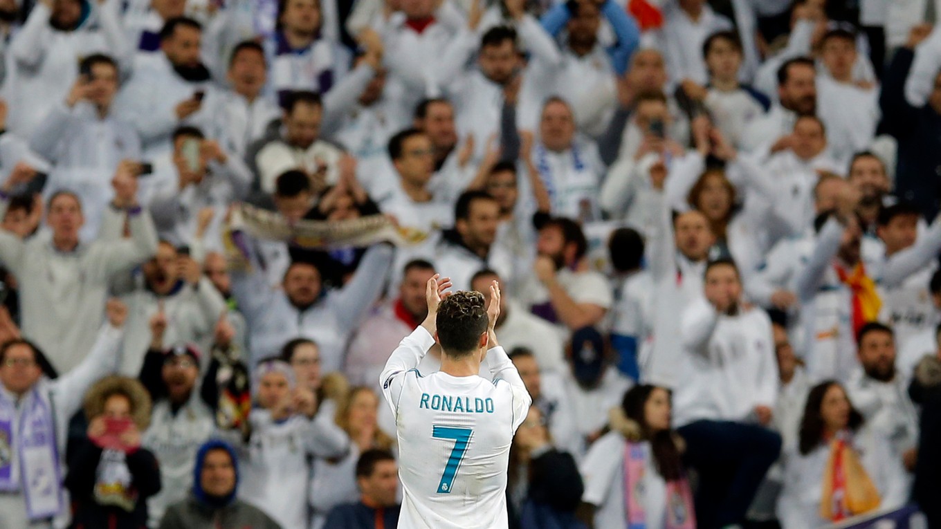 Cristiano Ronaldo gólom z penalty poslal svoj tím do semifinále.