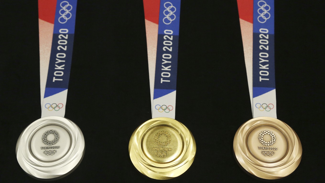 Kolekcia medailí XXXII. olympiády Tokio 2020.