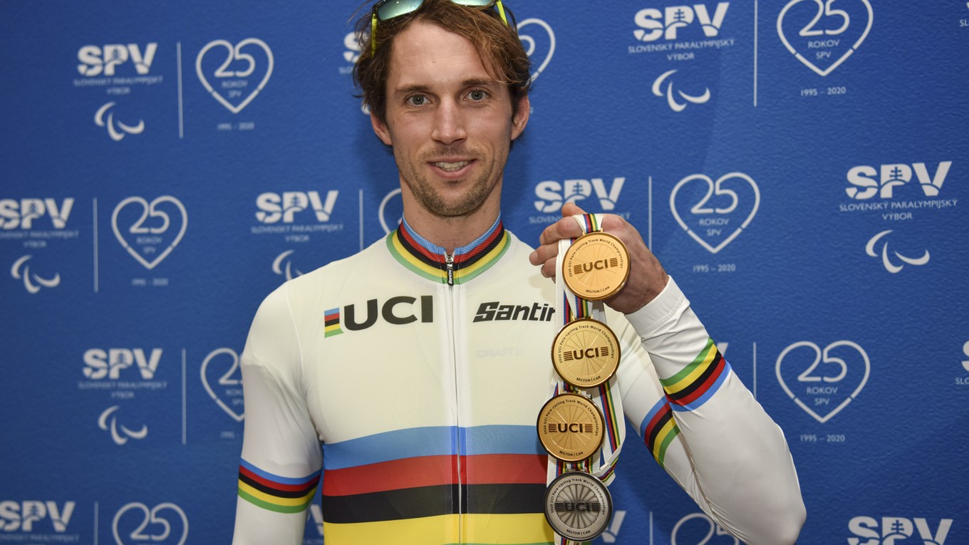 Jozef Metelka získal tri zlaté a jednu striebornú medailu z MS v paracyklistike 2020.