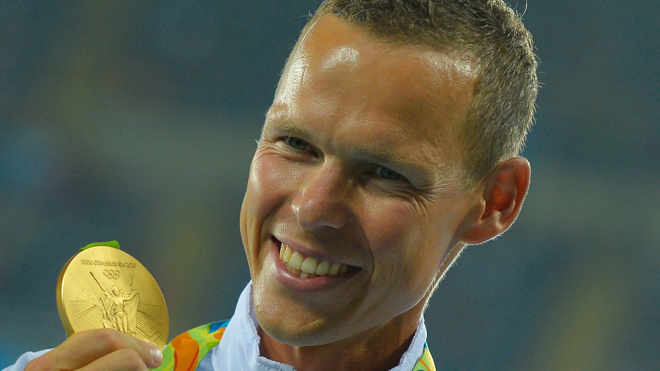 Medzi veľkých favoritov ankety patrí Matej Tóth, ktorý získal zlatú olympijskú medailu v Riu de Janeiro.