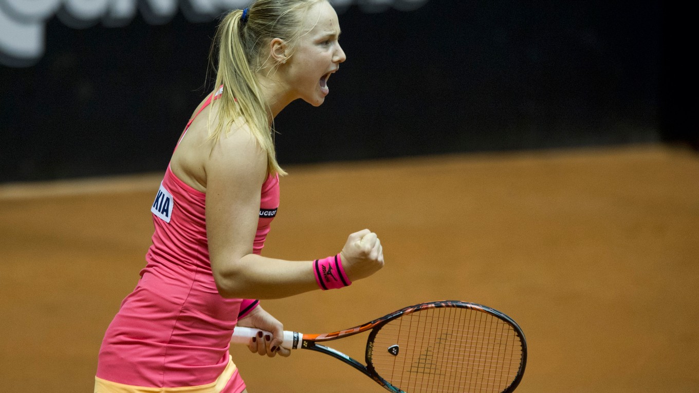 Rebecca Šramková v premiére vo Fed Cupe vyhrala nad Sarou Erraniovou.