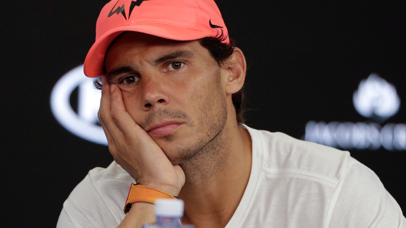 Rafael Nadal po operácii pravého členka ukončil sezónu.
