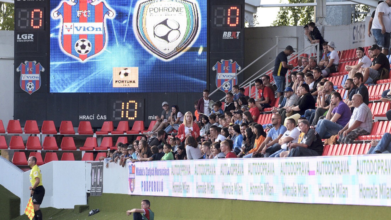 Futbalisti FC ViOn mali v sobotu stovku špeciálnych fanúšikov. 