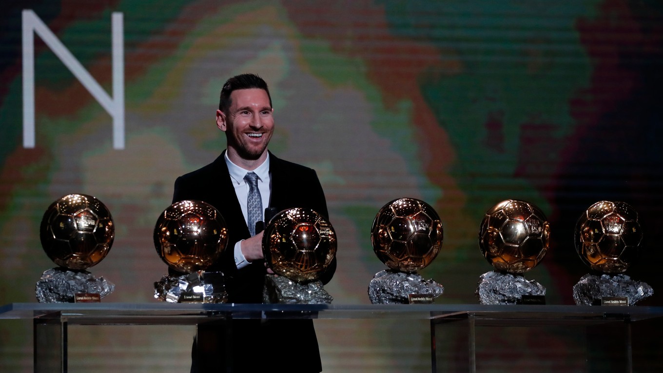 Lionel Messi je jediným futbalistom, ktorý získal šesť ocenení  Zlatá lopta.