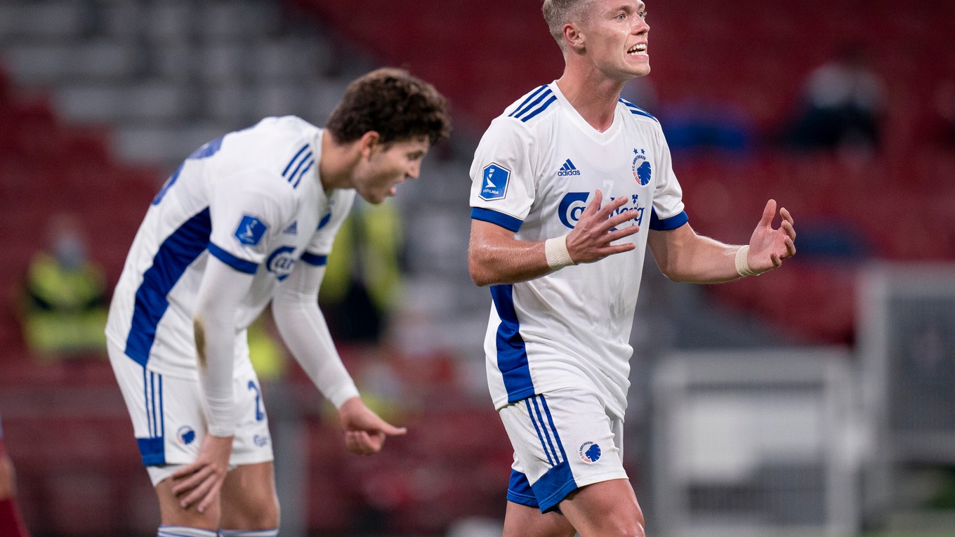Nešťastní hráči FC Kodaň po zápase Európskej ligy.