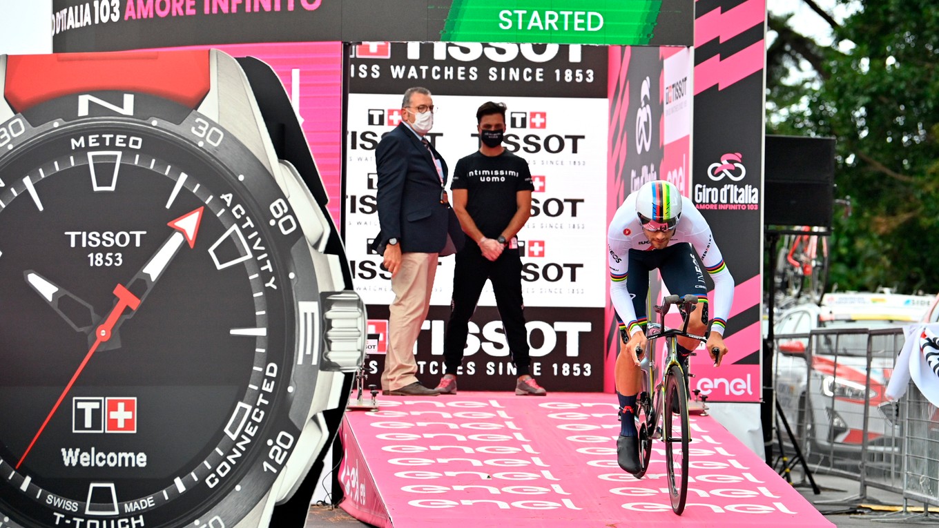 Filippo Ganna v 1. etape na Giro d'Italia 2020.