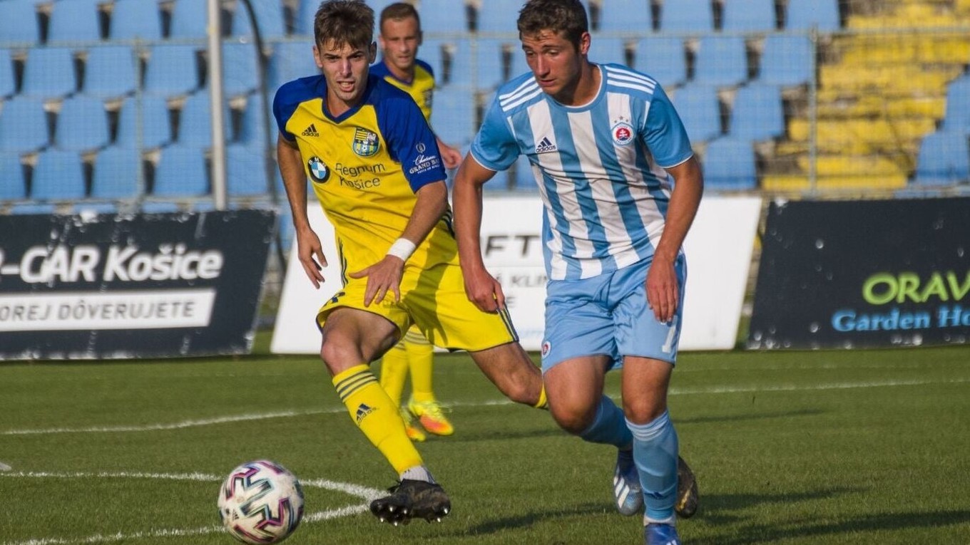 Nikola Ristovski (vľavo) je pevnou súčasťou stredovej formácie FC Košice.