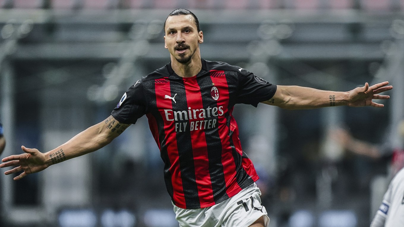 Zlatan Ibrahimovič strelil v mestskom derby dva góly do siete Interu Miláno.