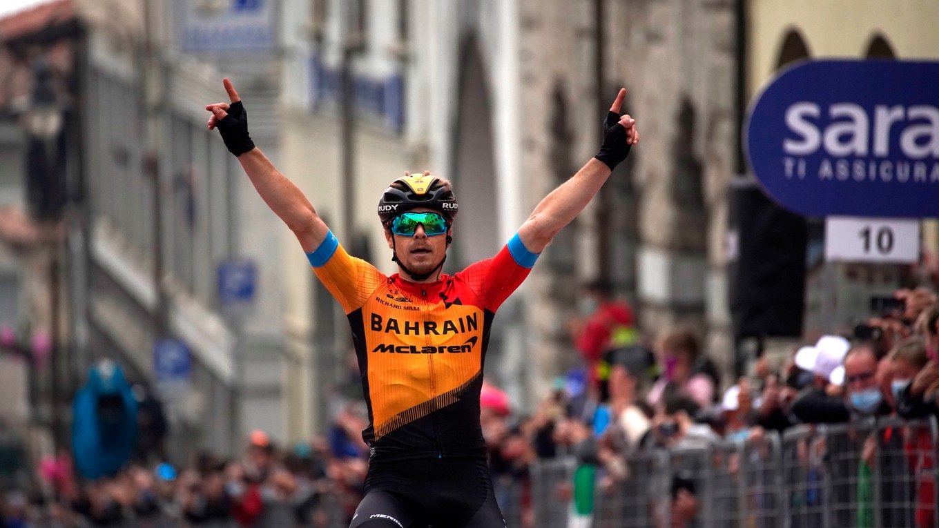 Jan Tratnik vyhral 16. etapu na Giro d'Italia 2020.