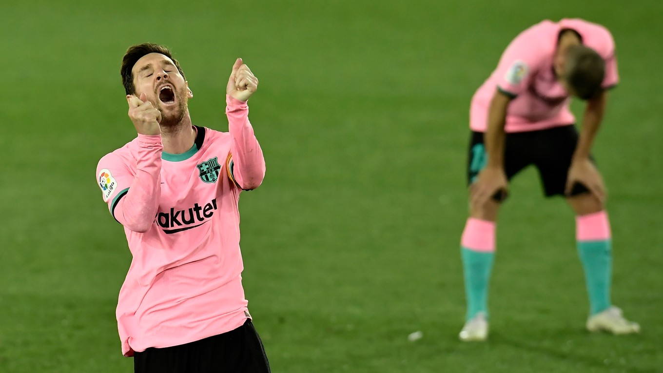 Nespokojný Lionel Messi.