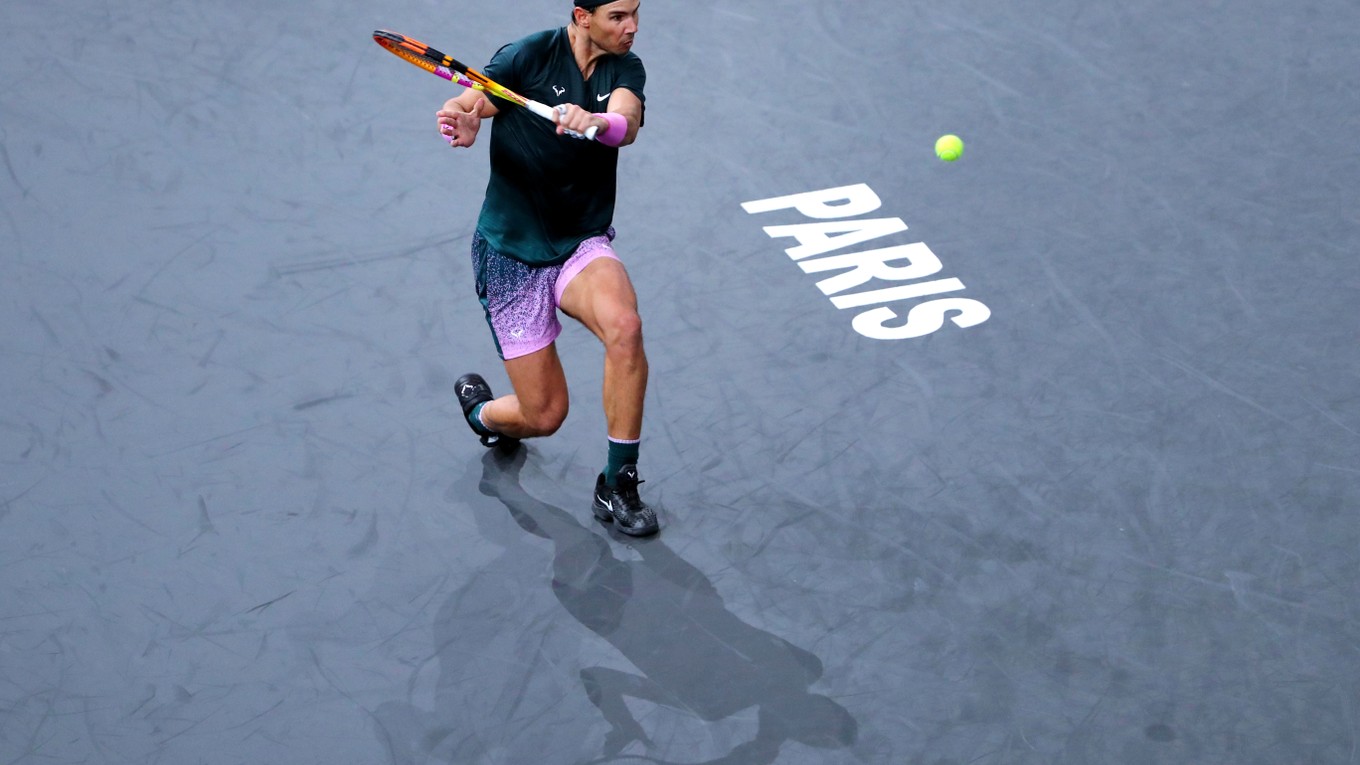 Rafael Nadal na ATP 1000 Masters v Paríži.