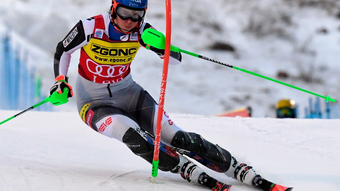 Petra Vlhová dnes - slalom v Levi, 1. kolo LIVE.