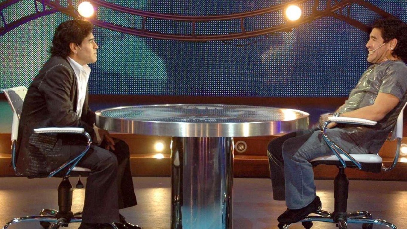 Diego Maradona v televíznej relácii v roku 2005.