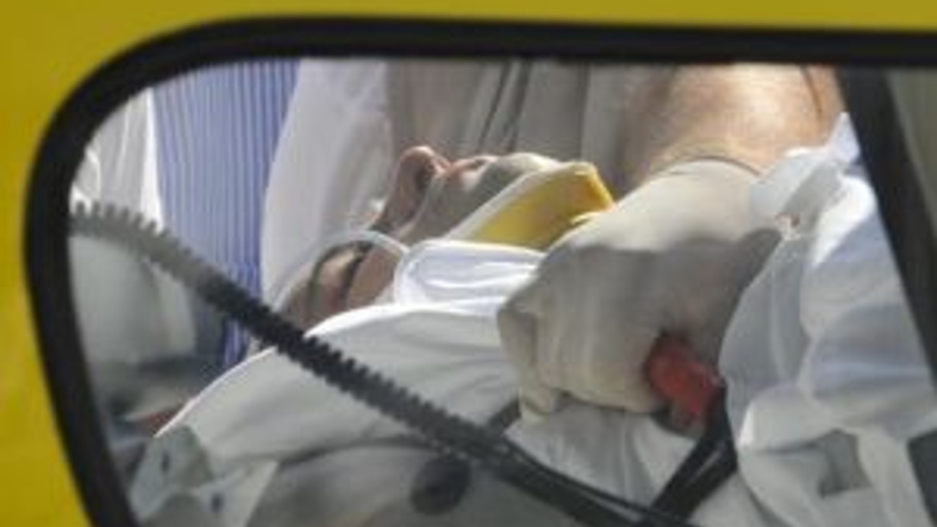 Zranený Felipe Massa bol okamžite prevezený do nemocnice.
