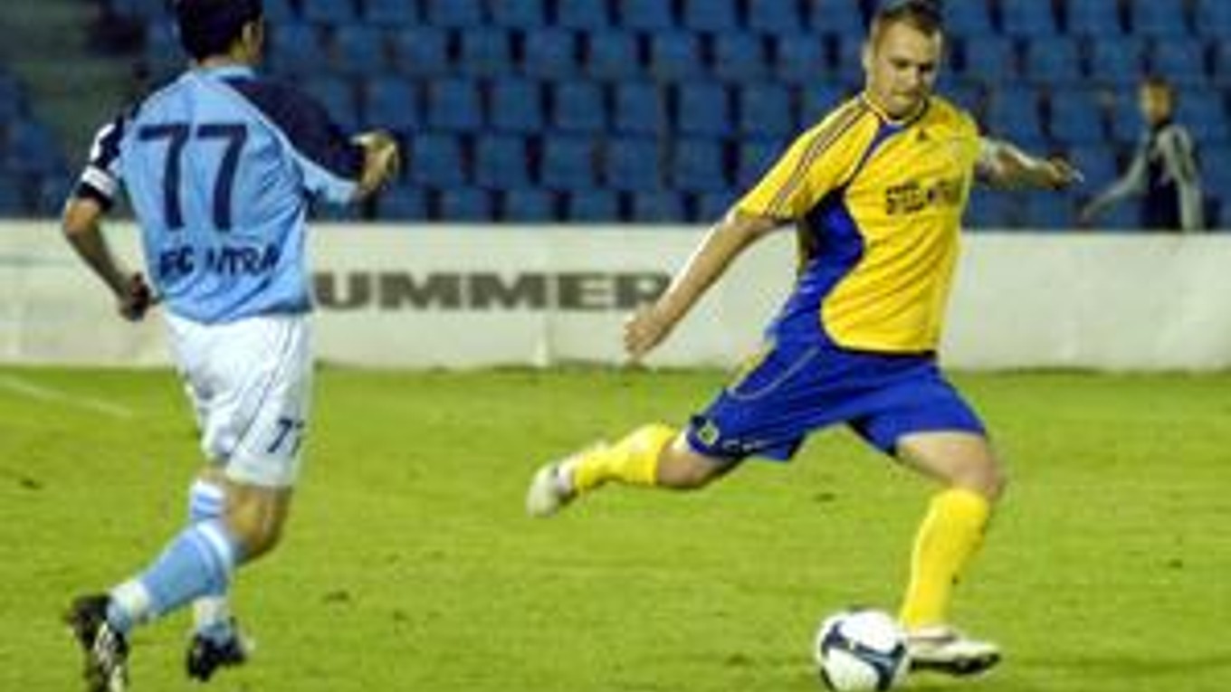 Kapitán. P. Bašista verí v postup i v peknú návštevu.