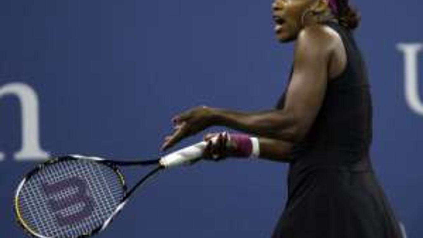 Rozhorčená Serena Williamsová.