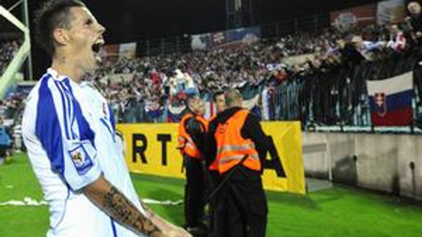 Marek Hamšík po góle do českej siete v septembri na Tehelnom poli.