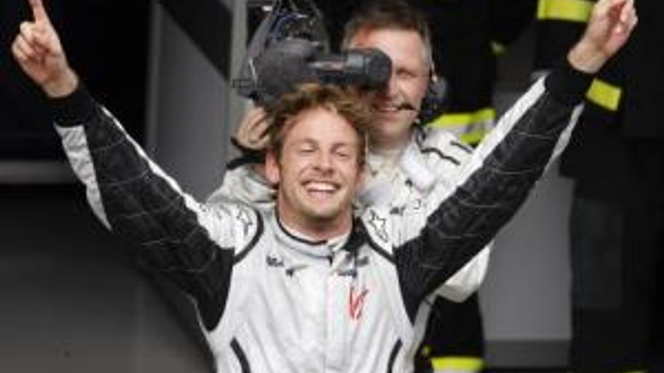 Víťazná radosť Jensona Button.