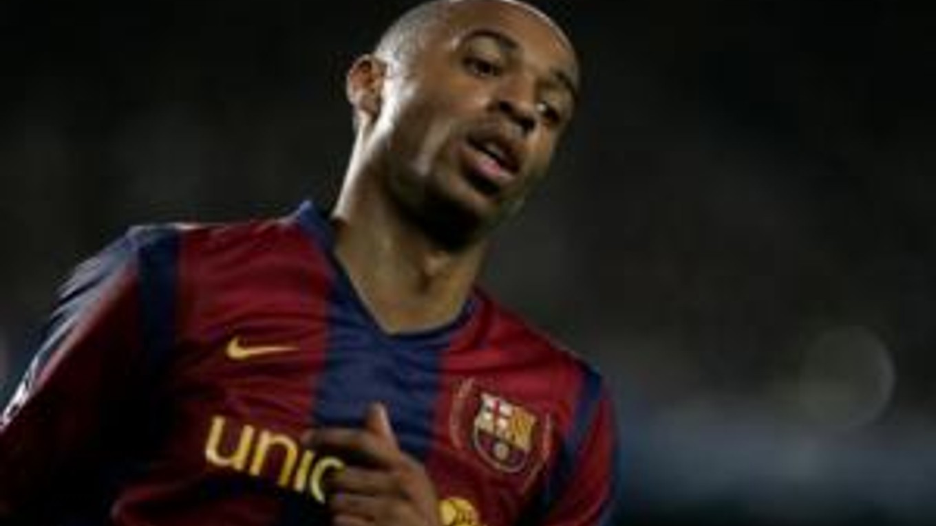 Thierry Henry je stále v Barcelone nespokojný.