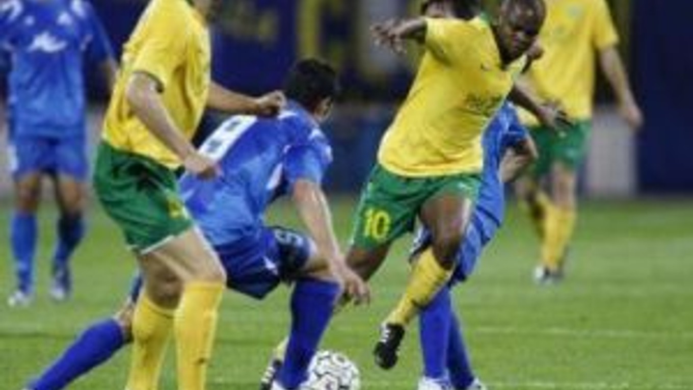 Adauto (vpravo v žltom) zabezpečil slovenskému tímu postup.