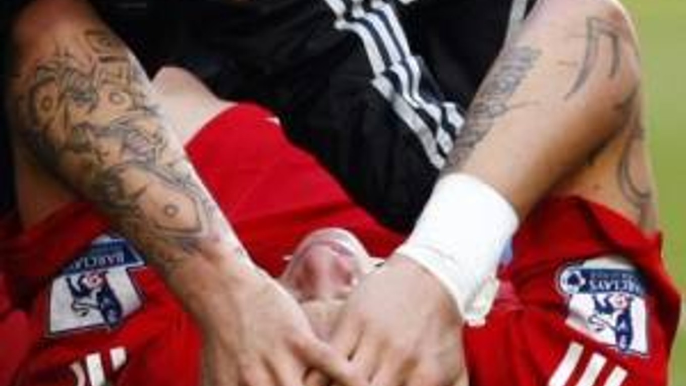 Rekonvalescencia slovenského futbalového reprezentanta Martina Škrtela je v dobrom štádiu.