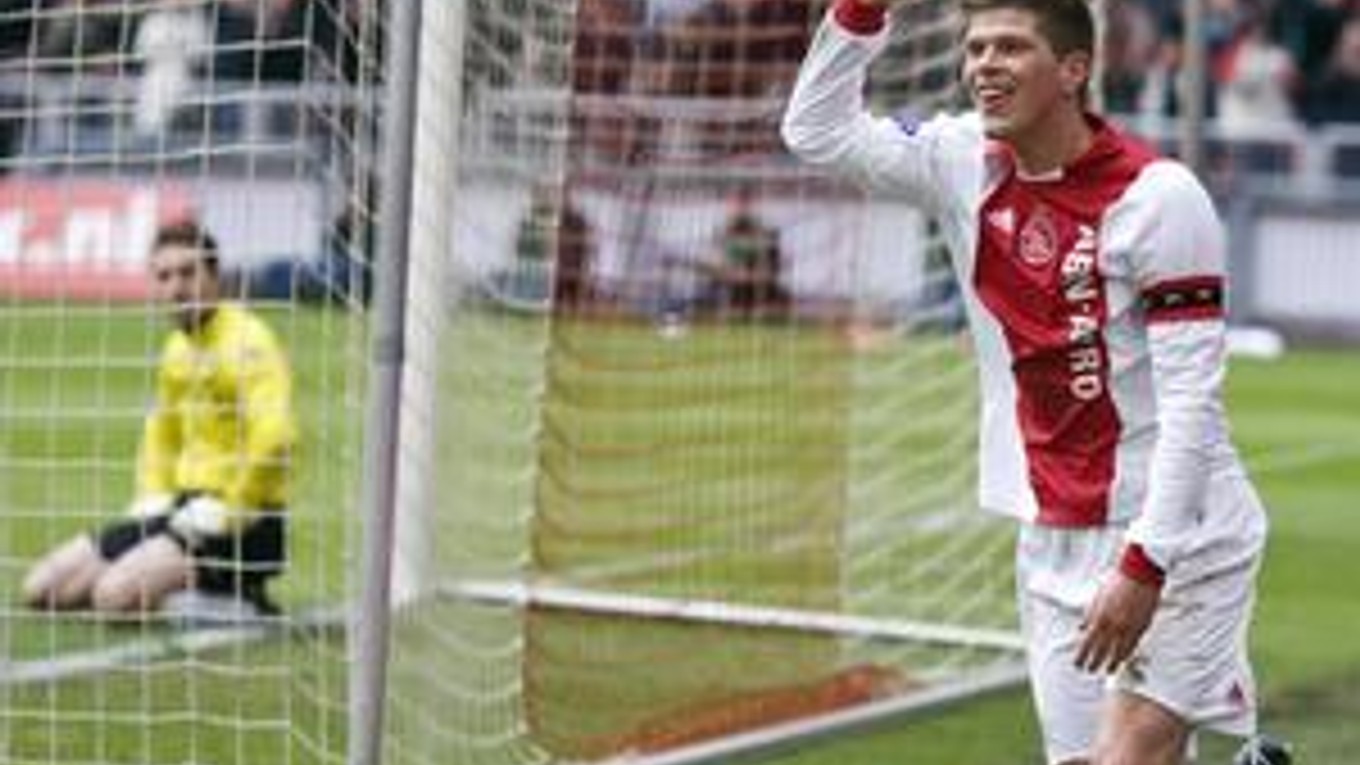 Strelec Ajaxu Amsterdam Klaas–Jan Huntelaar.