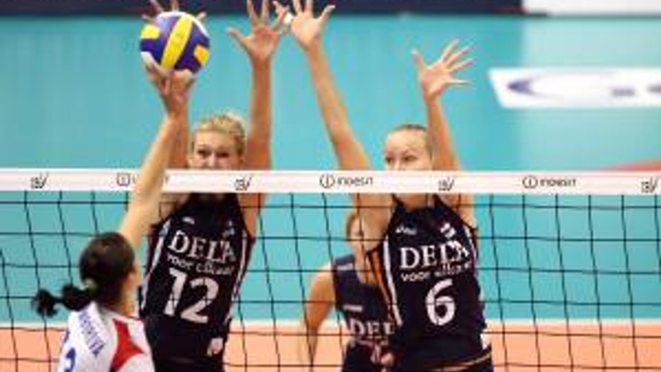 Ivana Bramborová (v bielom)