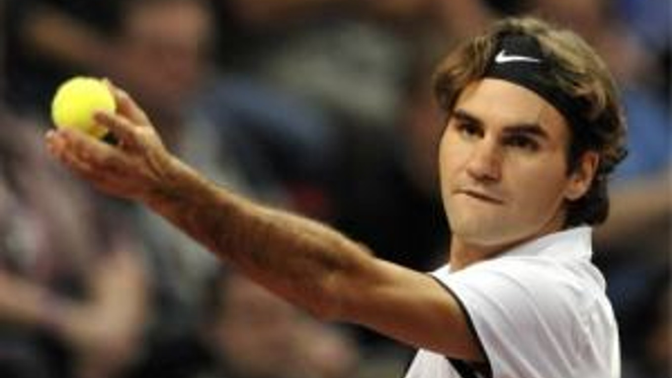 Roger Federer sa chce vrátiť na pozíciu najepšieho hráča na svete.