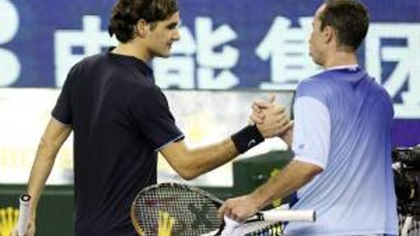 Roger Federer porazil Radka Štepánka.