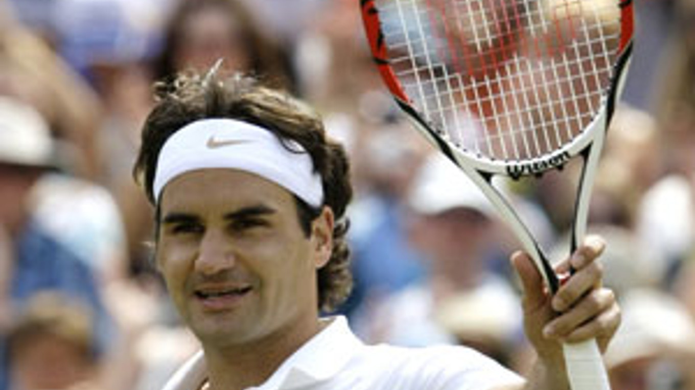Rodger Federer kráča pevne za svojím ďalším wimbledonským víťazstvom.