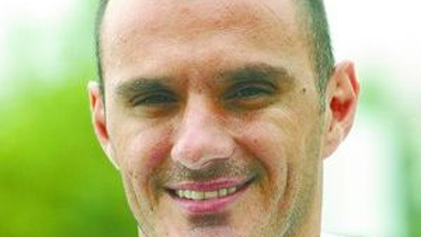 Kralj prichádza na Slovensko s úsmevom.