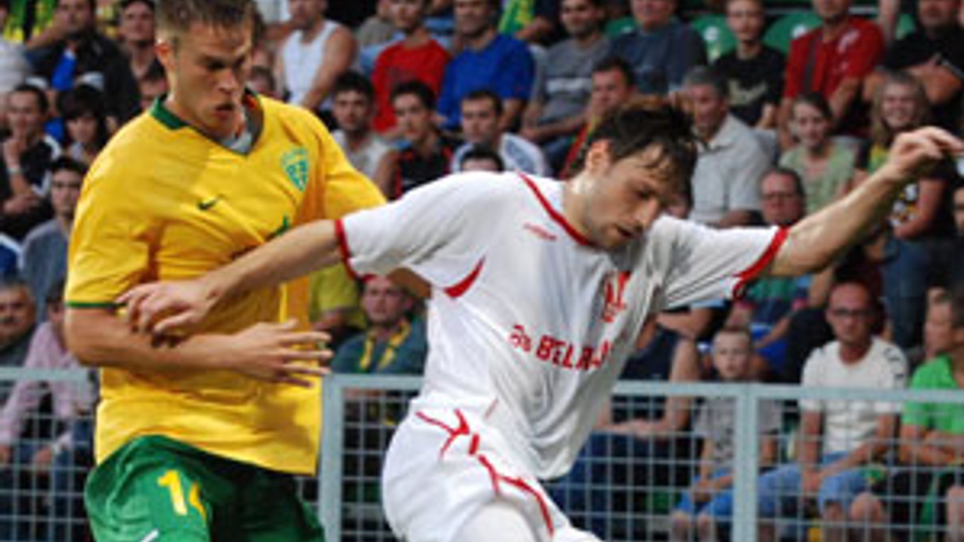 Opatrnou hrou sa vyznačovalo odvetné pohárové futbalové stretnutie hráčou MŠK Žilina s FC MTZ RIPO Minsk.