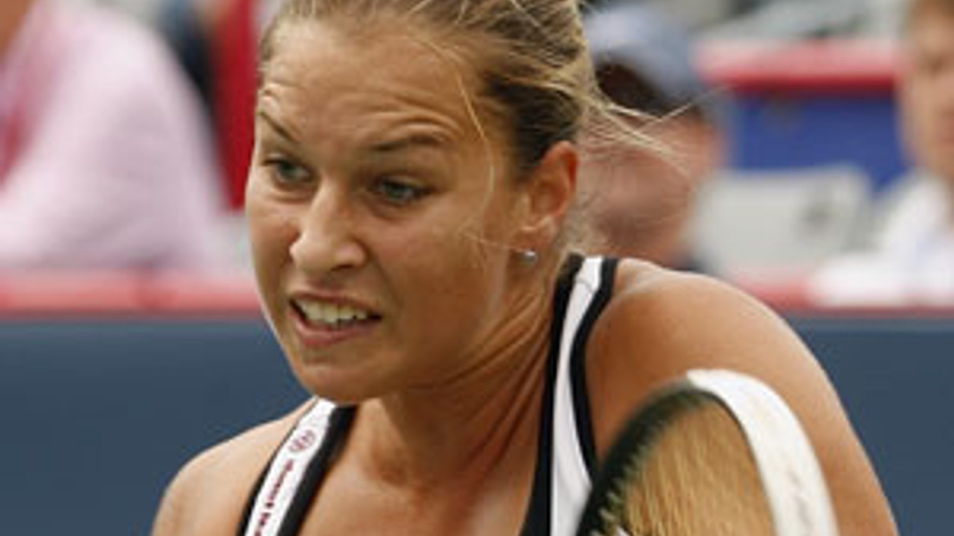 Dominika Cibulková prehrala  s favorizovanou Ruskou Dinarou Safinovou.