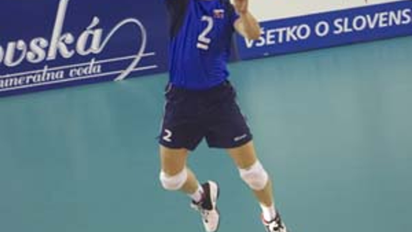 Podáva kapitán repre­zen­­tácie Michal Masný.