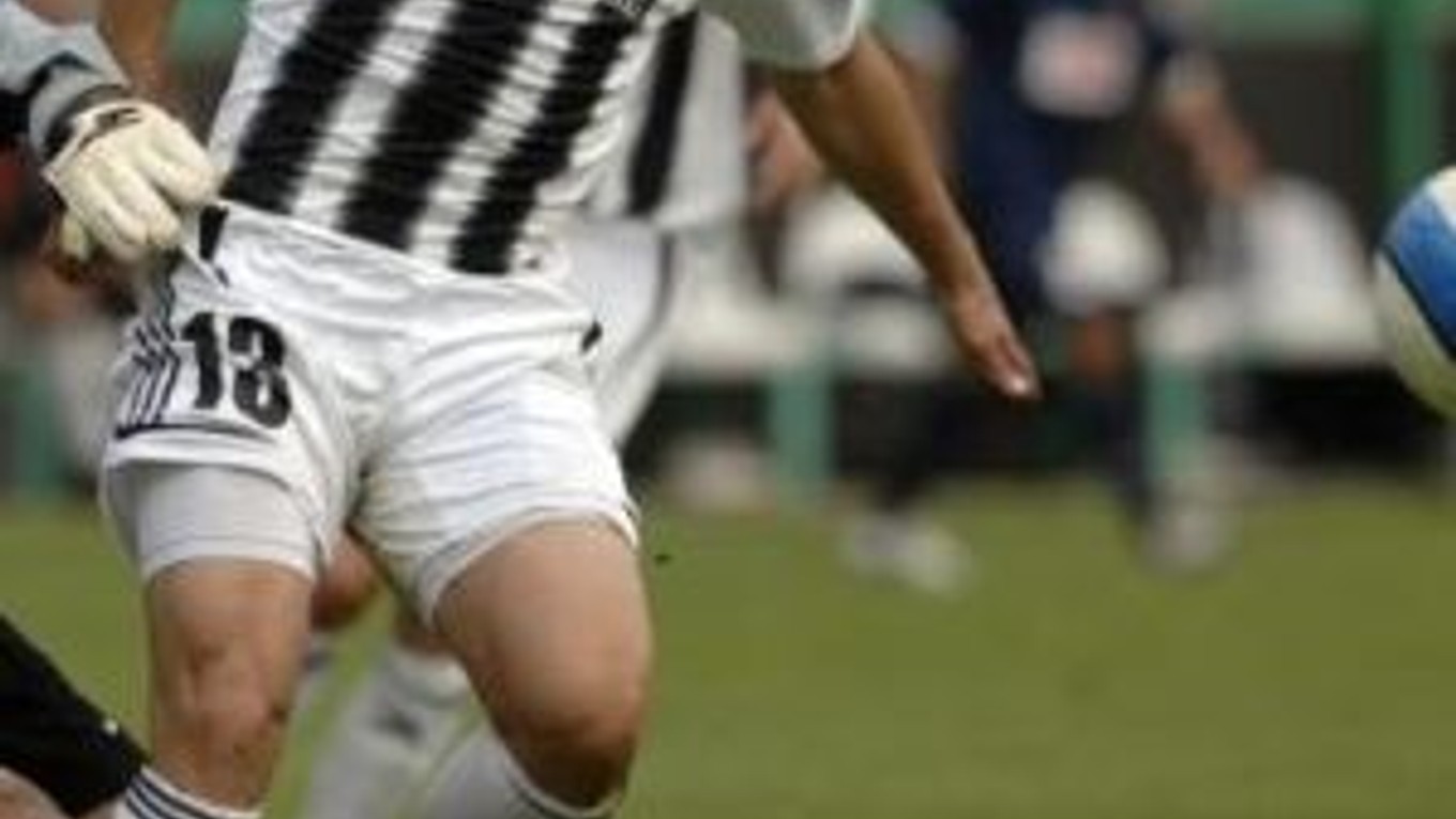 Juraj Piroška rozhodol duel za Starým mostom.
