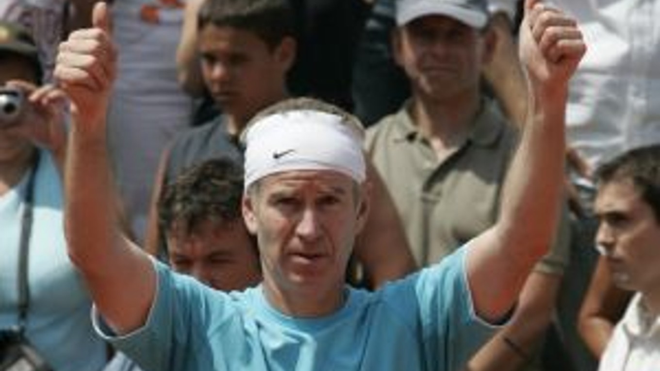 John McEnroe myslí na odchod z tenisových dvorcov.